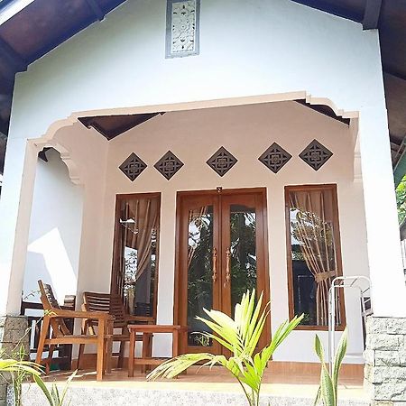 Yayan Bungalow 길리 아이르 외부 사진
